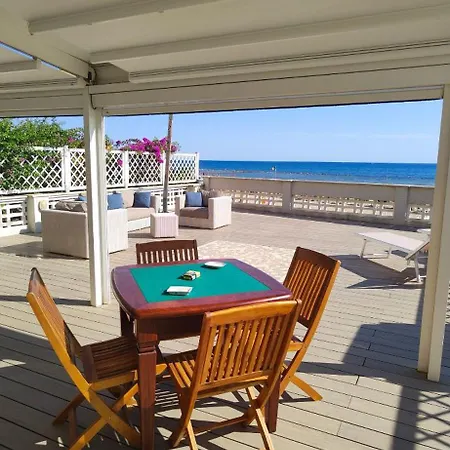 Apartment La Terrazza Sul Mare *